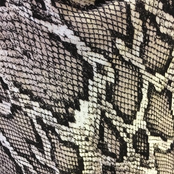 AFRM Jazzy Cowl Neck Snakeskin Print T-Back Bodysuit Size Medium - Picture 11 of 13